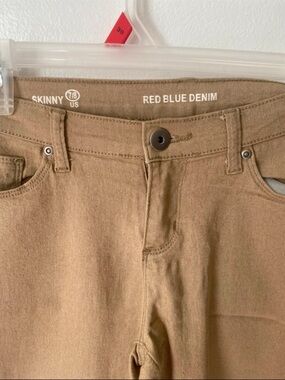 RED BLUE DENIM Women’s Skinny Jeans in Tan